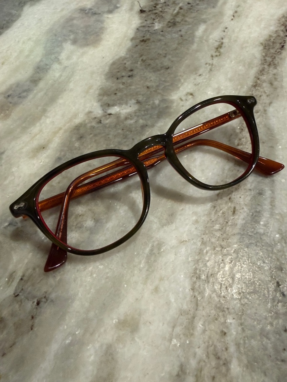 Classic Round Gucci Men’s Eyeglass Frame in Tortoiseshell Brown